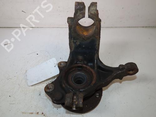 Used Right front steering knuckle CITROËN C3 III (SX) 1.2 PureTech 82 (83 hp) 30265675