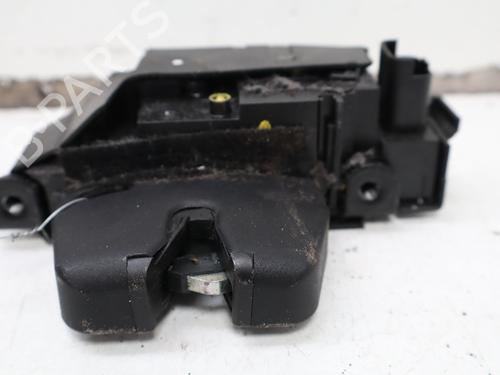 tailgate-lock-citroen-c4-cactus-2014-40111359 main image