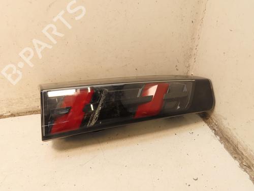 Used Left tailgate light PEUGEOT 2008 II (UD_, US_, UY_, UJ_, UR_, UC_) 1.5 BlueHDI 130 (131 hp) 30954753