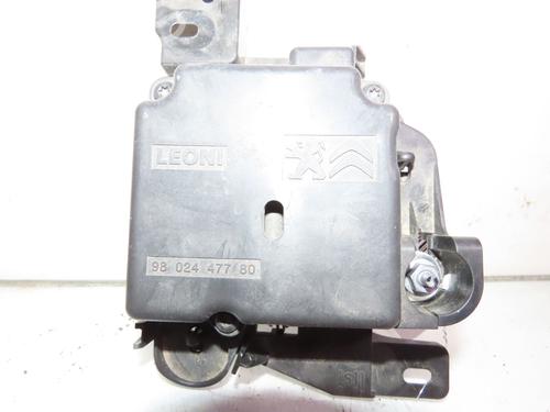 Used Fuse box Fuse box DS DS 3 (SA_) 1.2 THP 110 / PureTech 110 (SAHNPS, SAHNZ6, SAHNZT) (110 hp) 16355801 16355801