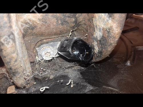 Venstre Styrespindel Lejehus SEAT Mii (KF1, KE1) 1.0 (60 hp) 8984330