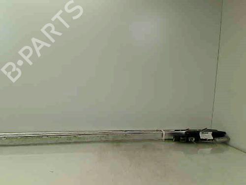 Used Roof bar PEUGEOT 407 SW (6E_, 6D_) 2.2 (158 hp) 23152959