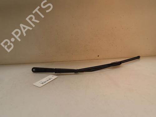 Used Front windshield wiper arm RENAULT KANGOO (KC0/1_) 1.5 dCi (KC08, KC09) (82 hp) 17215037