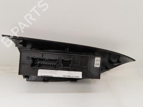 Left front window switch NISSAN JUKE (F15) 1.5 dCi | BP27352167I27 