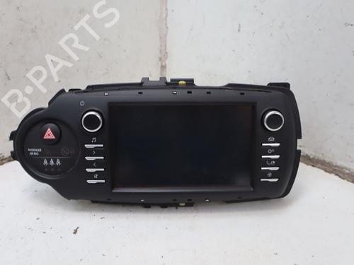 Used Radio Radio TOYOTA YARIS (_P13_) 1.5 Hybrid (NHP130_) (101 hp) 33478816 33478816