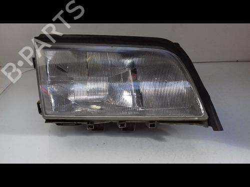 Used Right headlight MERCEDES-BENZ C-CLASS (W202) C 180 (202.018) (122 hp) 8978648