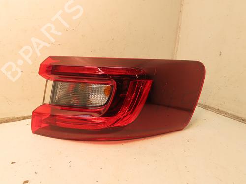 Feu arrière droit RENAULT KOLEOS II (HC_) 1.7 BLUE dCi 150 (HCA7) (150 hp) 33137894
