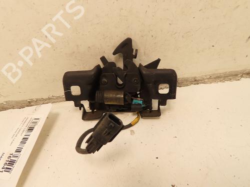 Used Hood lock RENAULT CAPTUR I (J5_, H5_) 1.5 dCi 110 (110 hp) 31078013