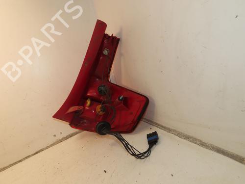 Farolim esquerdo CITROËN C4 I (LC_) 2.0 16V (136 hp) 31634488