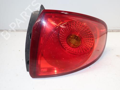 Used Right taillight Right taillight 39221181 39221181