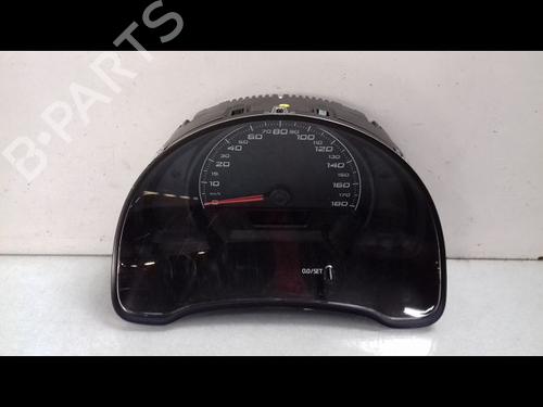 Used Instrument cluster SEAT Mii (KF1, KE1) 1.0 (60 hp) 8984334