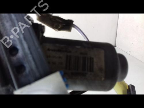 Used Front right window mechanism RENAULT LAGUNA II (BG0/1_) 1.9 dCi (BG08, BG0G) (120 hp) 8993941