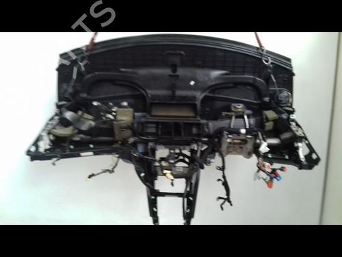 Used Dashboard PEUGEOT 5008 (0U_, 0E_) 1.6 HDi (110 hp) 8995545