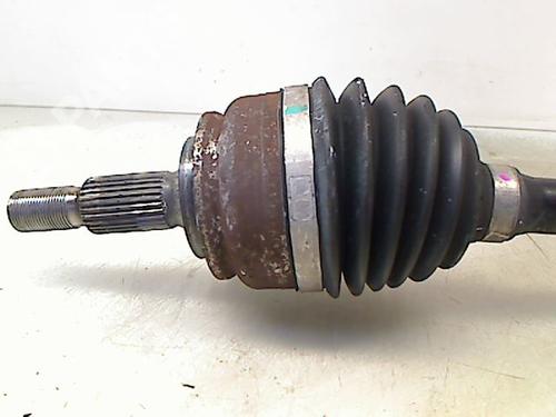 Left front driveshaft PEUGEOT 3008 II SUV (MC_, MR_, MJ_, M4_) 2.0 BlueHDi 180 | BP8978890M38 