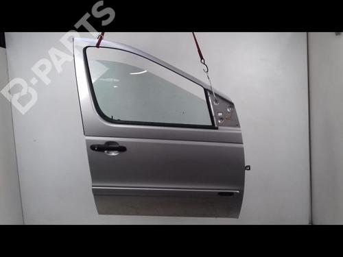 Dør højre fortil MERCEDES-BENZ VANEO (414) 1.6 (414.700) (102 hp) 8990019