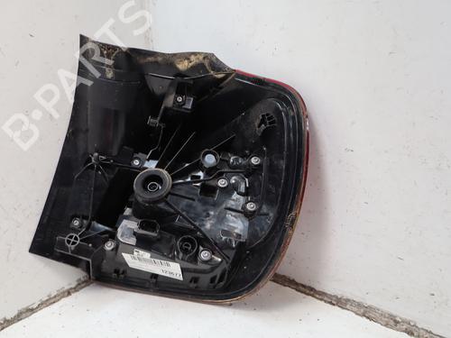 Used Left taillight Left taillight MERCEDES-BENZ GLA-CLASS (X156) GLA 200 (156.943) (156 hp) 35748087 35748087