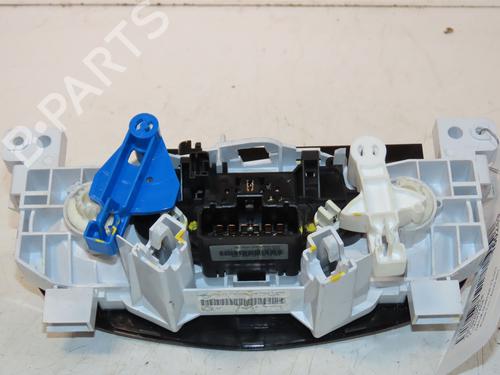 Climate control DACIA DUSTER (HS_) 1.5 dCi (HSMC) | BP30714945I5