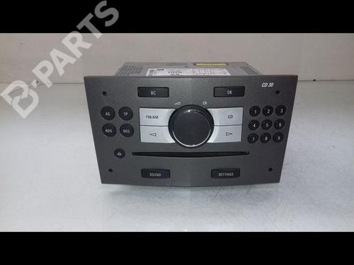 Used Radio OPEL ZAFIRA / ZAFIRA FAMILY B (A05) 1.9 CDTI (M75) (120 hp) 8982771