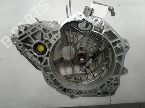Used Gearbox OPEL AGILA A (H00) 1.3 CDTI (F68) (70 hp) 8991991