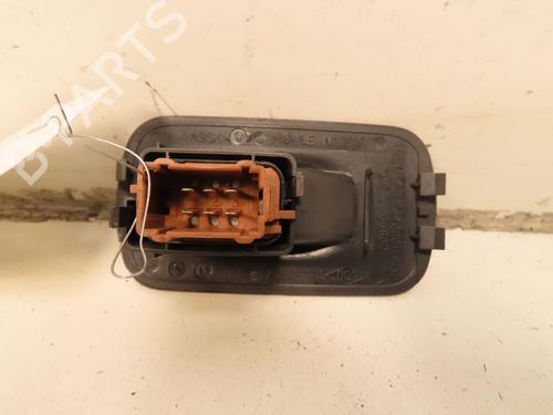 Used Switch RENAULT TRAFIC II Van (FL) 2.0 dCi 115 (FL01, FL0U, FL00, FL0H, FL0M) (114 hp) 31796323