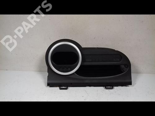 Used Instrument cluster RENAULT TWINGO II (CN0_) 1.5 dCi (CN0E) (64 hp) 8990028