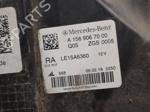 Used Right headlight Right headlight MERCEDES-BENZ GLA-CLASS (X156) GLA 200 (156.943) (156 hp) 35748064 35748064