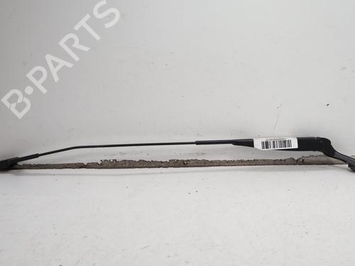 Used Front windshield wiper arm Front windshield wiper arm FIAT 500 (312_) 1.2 (312AXA1A) (69 hp) 40111397 40111397