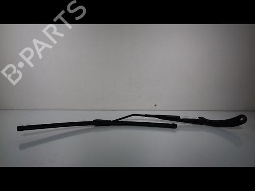 Front windshield wiper arm RENAULT MEGANE II Estate (KM0/1_) 1.9 dCi (KMRG, KM1G, KM0G, KM2C) | BP23153744C143 