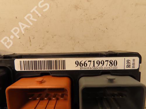 Used Fuse box Fuse box PEUGEOT 207 (WA_, WC_) 1.6 HDi (92 hp) 30867871 30867871