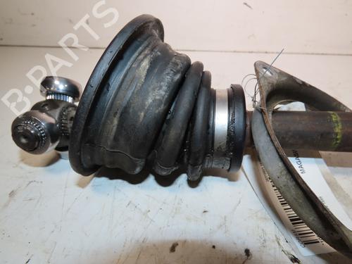 Używane Półoś przednia lewa RENAULT CLIO II (BB_, CB_) 1.4 (B/CB0C, B/CB0S) (75 hp) 30692150