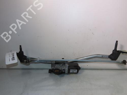 Used Front wiper motor DACIA SANDERO II TCe 90 (B8M1, B8MA, B8AC) (90 hp) 17453263