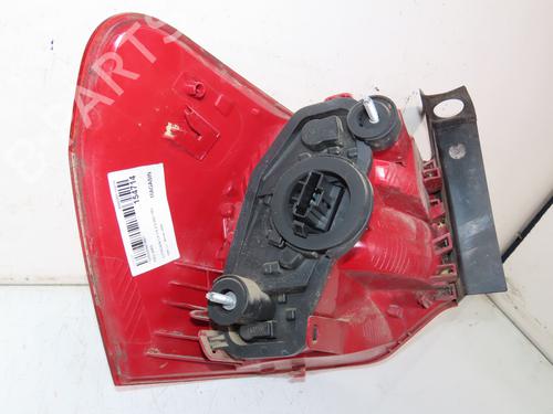 Right taillight CITROËN C5 III (RD_) 2.0 HDi (RDRHD8, RDRHDJ, RDRHR8, RDRHRJ) | BP25830376C35