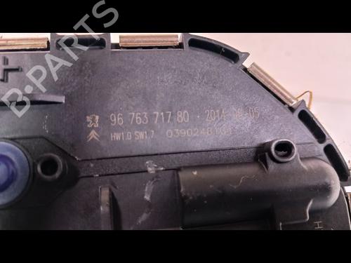 Used Front wiper motor CITROËN C4 Grand Picasso II (DA_, DE_) 1.6 HDi / BlueHDi 115 (115 hp) 13418709