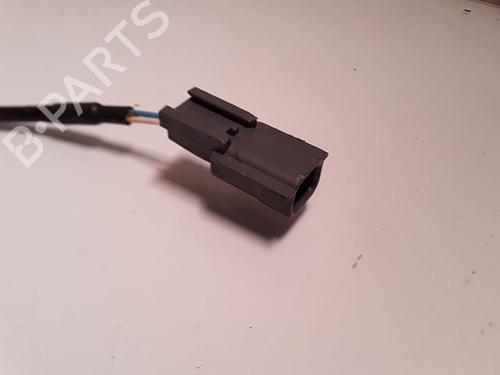 Used Right front steering knuckle NISSAN JUKE (F15) 1.5 dCi (110 hp) 9004410