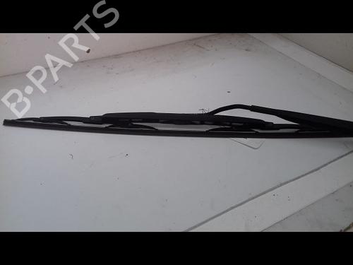 Used Front windshield wiper arm PEUGEOT 1007 (KM_) 1.4 HDi (68 hp) 14894578