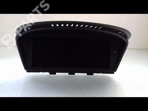 Used Display monitor BMW 3 (E90) 318 d (143 hp) 8983003