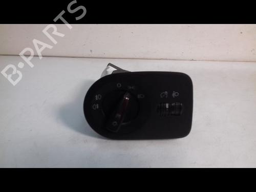 Used Headlight switch SEAT IBIZA IV (6J5, 6P1) 1.6 TDI (90 hp) 10724272