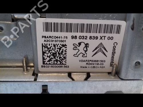 Used Radio CITROËN C3 II (SC_) 1.6 BlueHDi 75 (75 hp) 11963813