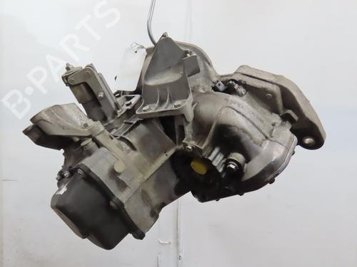 Used Gearbox Gearbox CHEVROLET AVEO Hatchback (T300) 1.2 (69 hp) 34175421 34175421