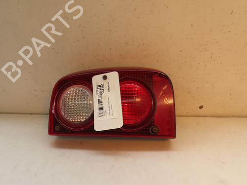 Right taillight LAND ROVER FREELANDER I (L314) 2.0 Td4 4x4 | BP26944984C35 