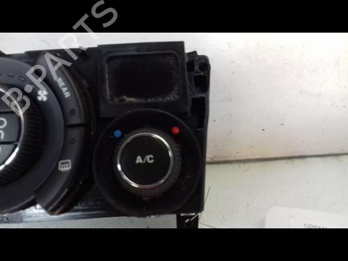 climate-control-peugeot-5008-0u_-0e_-16-hdi-6452-y4-2009-2010-2011-2012-2013-2014-2015-2016-2017-8988290 main image