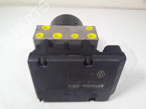 Used ABS pump RENAULT LAGUNA I (B56_, 556_) 1.9 dCi (B56W) (107 hp) 9002138