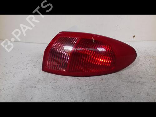 Used Right taillight Right taillight ALFA ROMEO 147 (937_) 1.9 JTD (937.AXD1A, 937.BXD1A, 937.AXV1A, 937.BXB1A,... (115 hp) 8993993 8993993