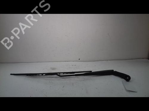 Used Front windshield wiper arm NISSAN MICRA III (K12) 1.4 16V (88 hp) 14894567