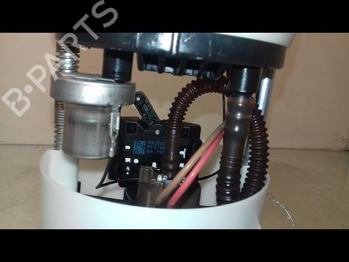 Used Fuel pump FORD KA (RU8) 1.2 (69 hp) 8982547