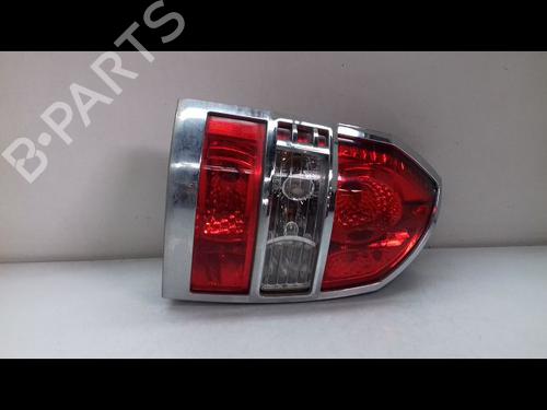 left-taillight-hyundai-tucson-jm-20-crdi-all-wheel-drive-924012e010-2004-2005-2006-2007-2008-2009-2010-2011-2012-2013-2014-2015-2016-2017-2018-2019-10218236 main image