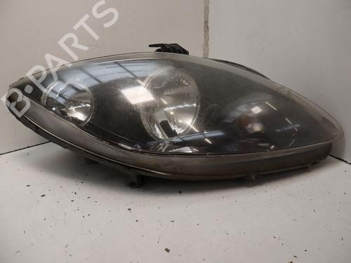 Used Right headlight Right headlight 38676593 38676593