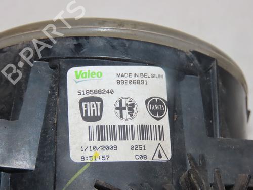 right-front-fog-light-fiat-punto-evo-199_-2008-32432397 main image