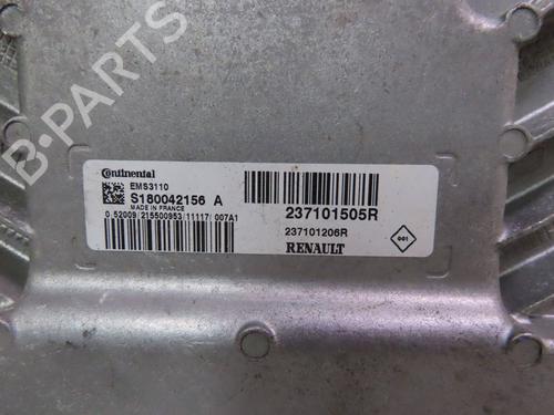 Used Engine control unit (ECU) RENAULT CLIO III (BR0/1, CR0/1) 1.2 16V (BR02, BR0J, BR11, CR02, CR0J, CR11) (75 hp) 16825916