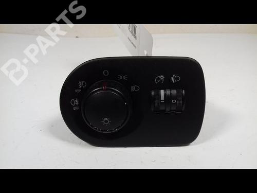 Used Headlight switch SEAT LEON (1P1) 1.9 TDI (105 hp) 8989970